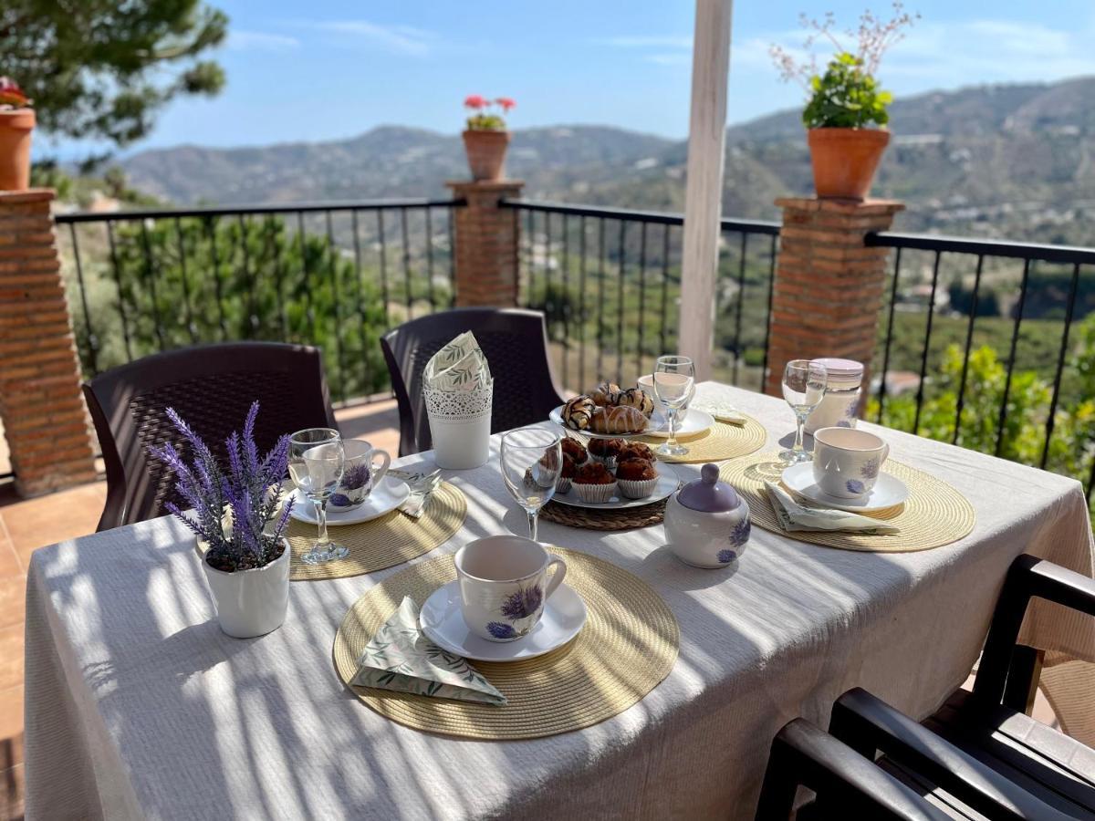 Villa En Frigiliana Con Piscina Y Jacuzzi Zewnętrze zdjęcie